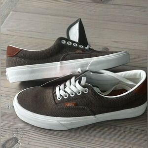 Vans Green Sneakers Comfortable and Trendy